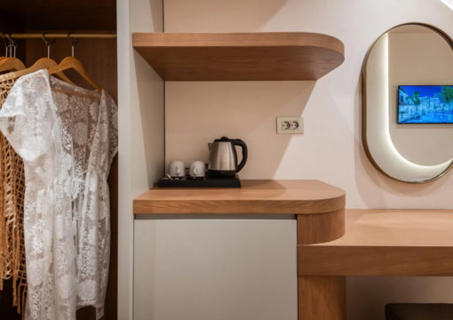Junior Suite with Outdoor Hot Tub