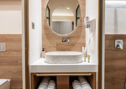 Junior Suite with Outdoor Hot Tub